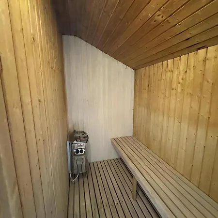 Large With Pool And Sauna Dom wakacyjny *